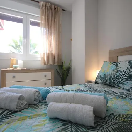 Playa Granada Moriscos Ii Apartment